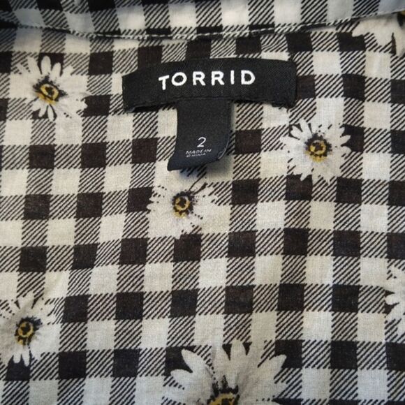 Torrid Daisy Kimono Duster - Picture 12 of 13